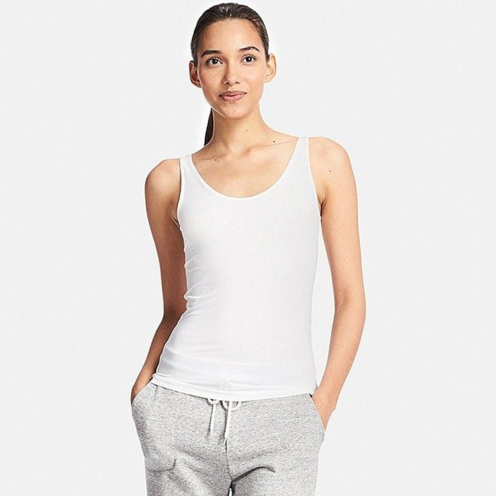 NEW Uniqlo WOMEN AIRism Sleeveless Top